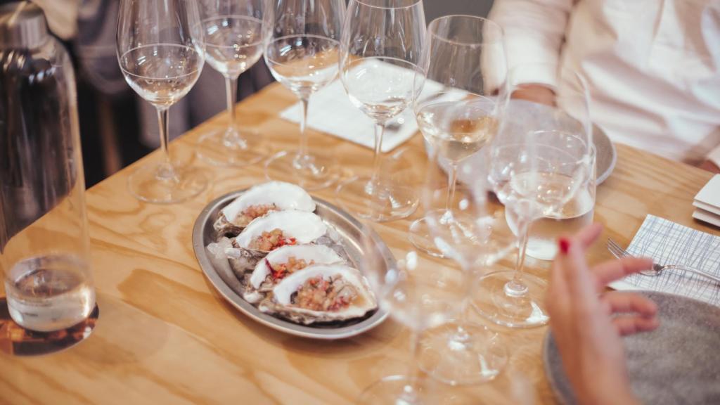 Aperitivo de ostras servido durante la cena.