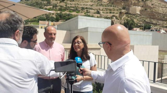 Miguel Millana y Trini Amorós, en el desayuno de trabajo de esta mañana.