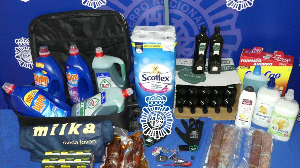 Productos recuperados por la Policía Nacional del robo de los trasteros