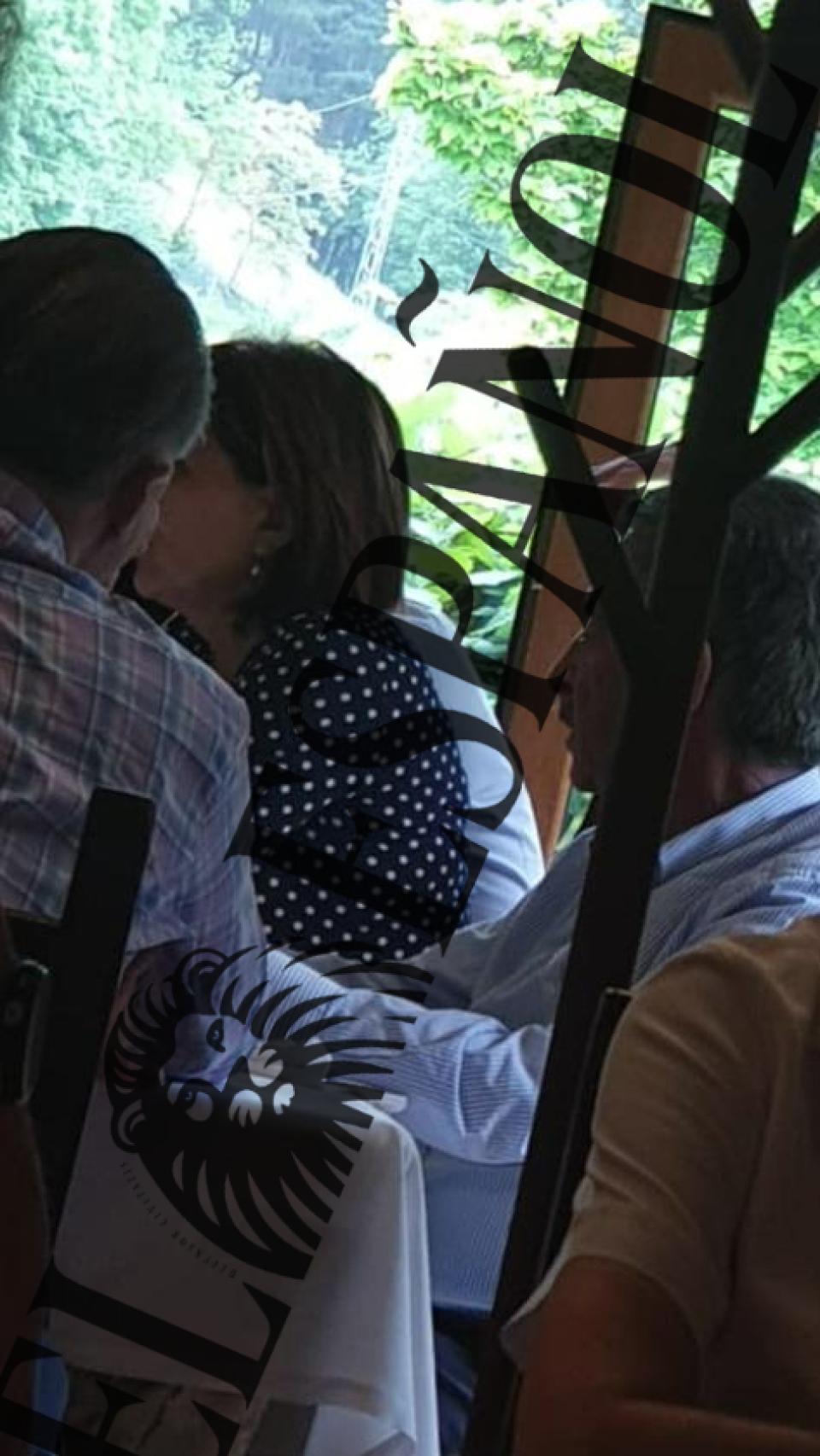 Miguel Ángel Revilla en un restaurante de Cantabria.