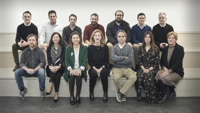 Imagen de representantes de EsTech en el momento de la constitución de la asociación en 2022.
