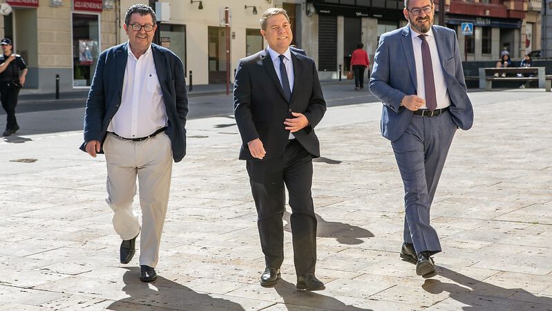 Emiliano García-Page a su llegada al acto.