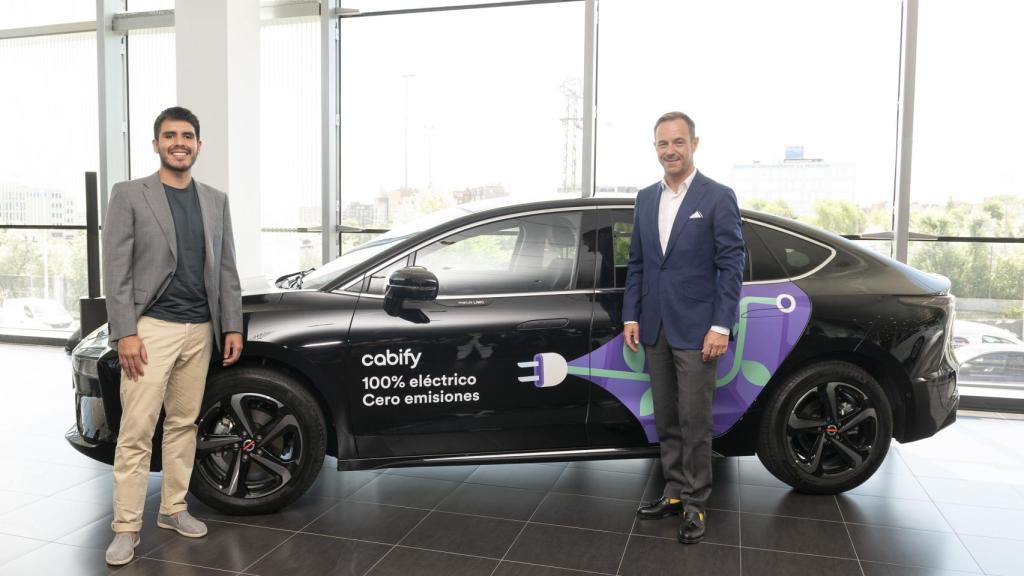 El Mobilize Limo es el primer coche con el que empezarán este nuevo proyecto.