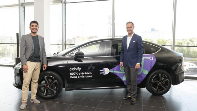 El Mobilize Limo es el primer coche con el que empezarán este nuevo proyecto.