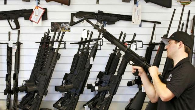 Vendedor de armas en Estados Unidos.