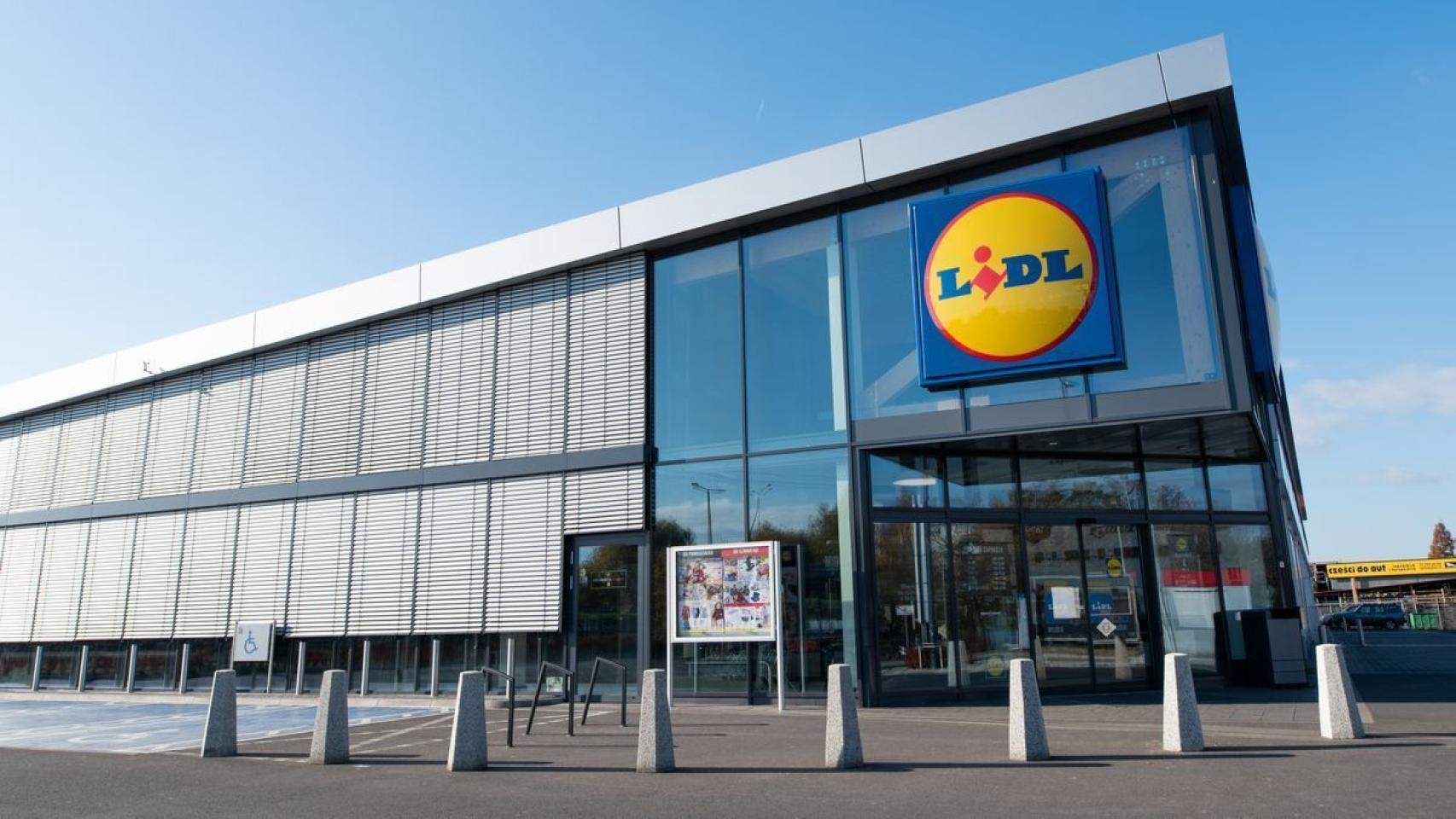 Fachada de un supermercado Lidl.