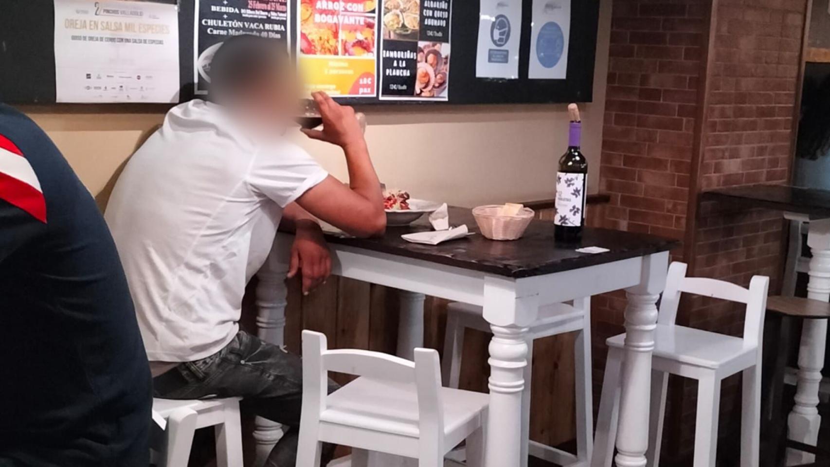 D.M.V. en La Taberna Pucelana. Fotografía cedida a EL ESPAÑOL