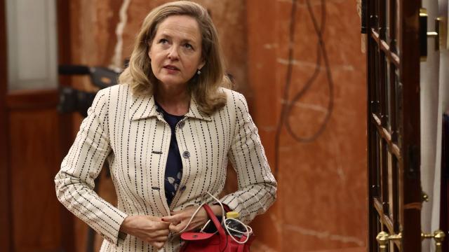 Nadia calviño, vicepresidenta económica del Gobierno, en el Congreso de los Diputados, este jueves.