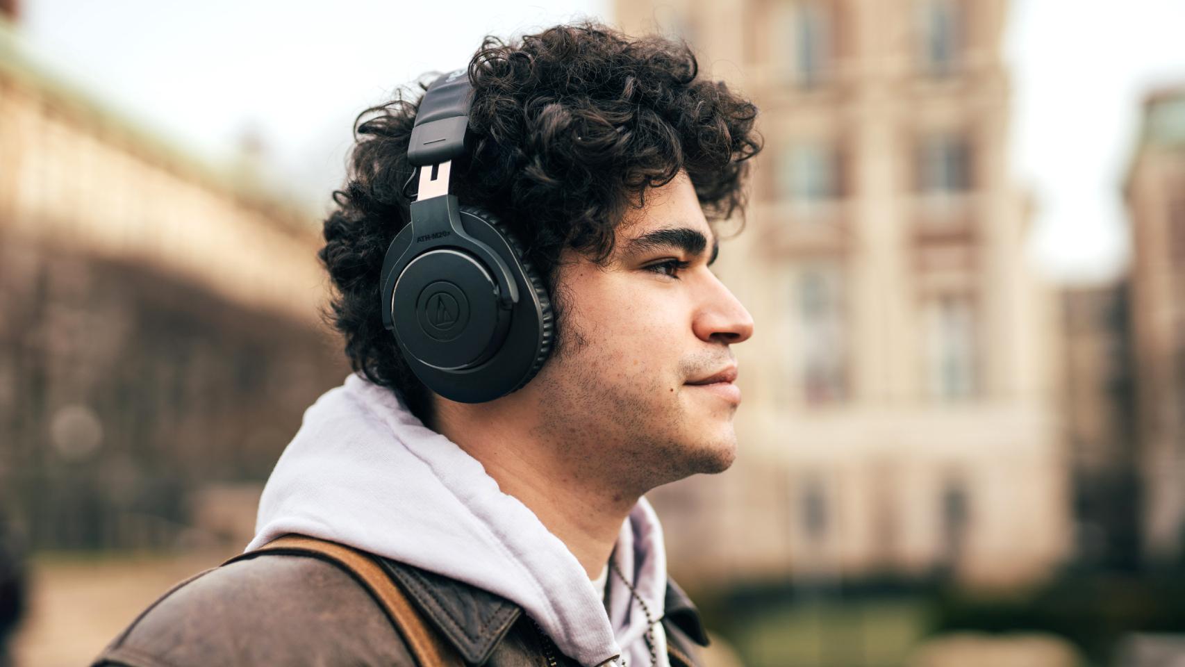 Audio-Technica lanza unos auriculares inalámbricos de alta calidad a un precio rompedor