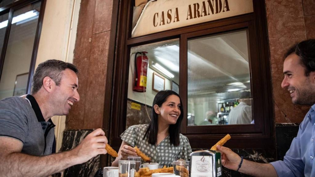 Inés Arrimadas junto a Guillermo Díaz y David Martínez.