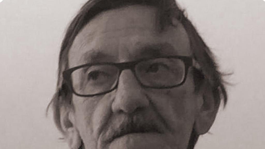 El poeta y editor Francisco Cumpián, en una imagen.