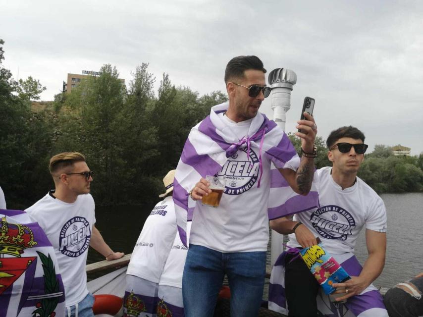 Sergio León, en el barco