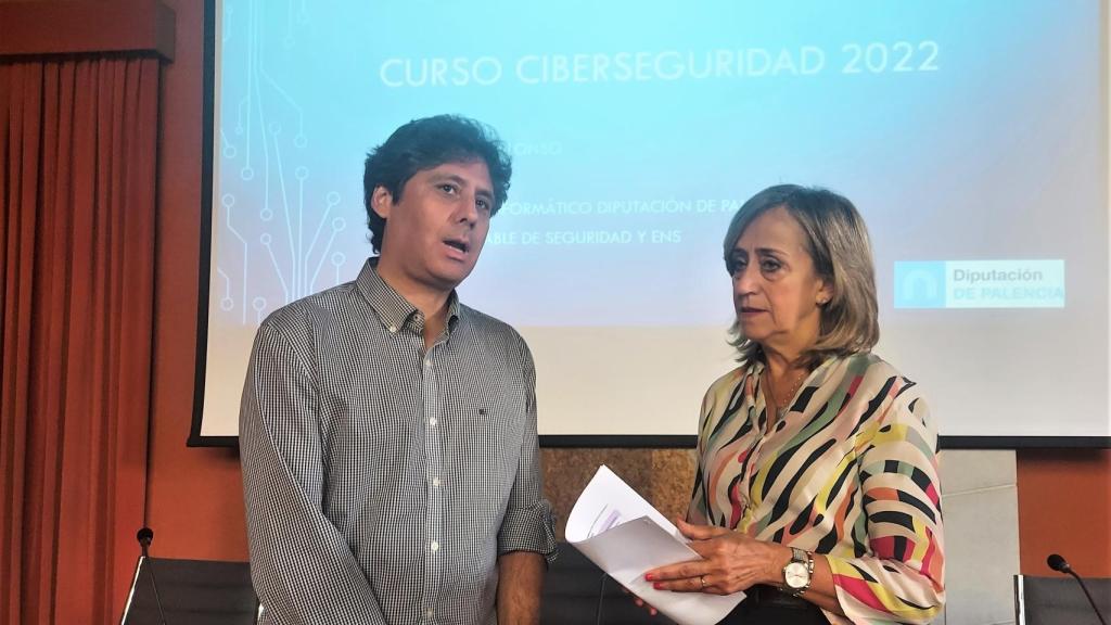 La Diputada de Personal y Régimen Interior, María José de la Fuente, durante la clausura