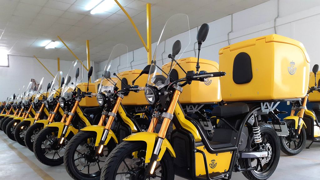 Correos incorpora 10 motos a su flota de reparto eléctrica cibersegura en la provincia de Valladolid