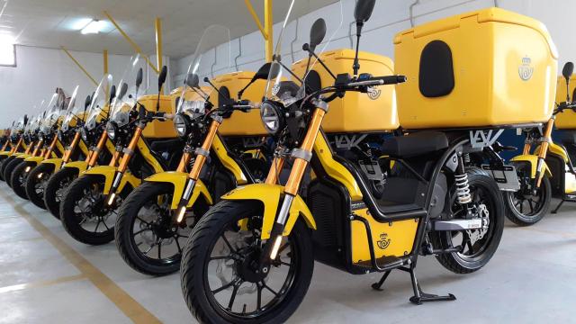 Correos incorpora 10 motos a su flota de reparto eléctrica cibersegura en la provincia de Valladolid