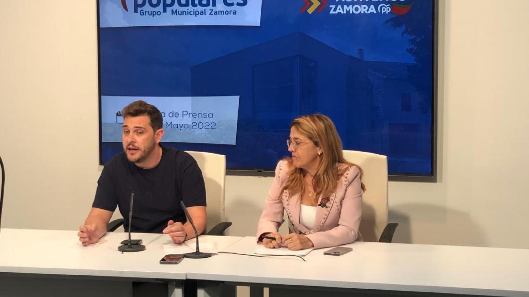 Mayte Martín Pozo y Víctor de la Parte