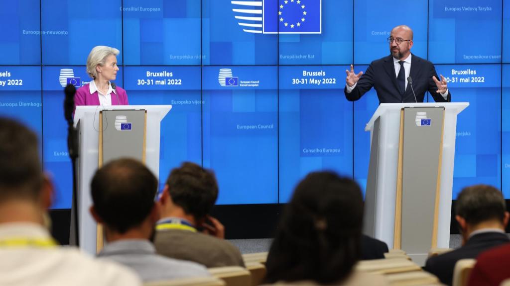 Ursula von der Leyen y Charles Michel, durante la rueda de prensa del Consejo Europeo