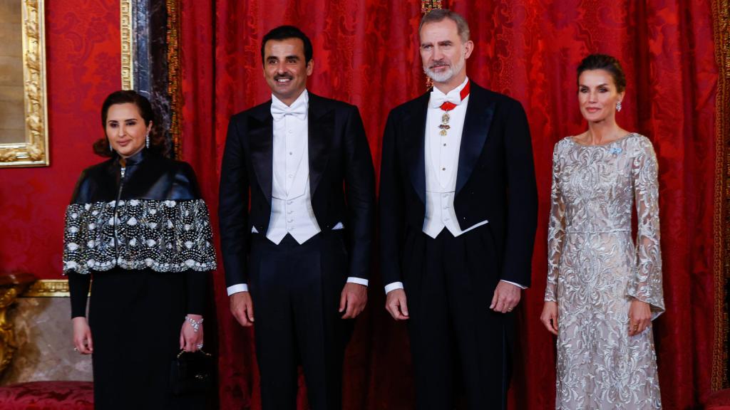 El actual jeque de Qatar, que estuvo recientemente de visita oficial en España, es su sobrino.