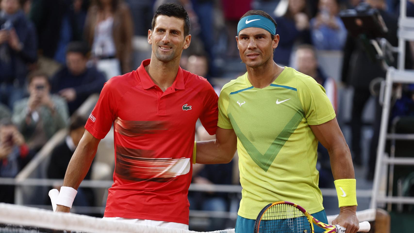 Novak Djokovic y Rafa Nadal, antes del partido de cuartos de final de Roland Garros 2022