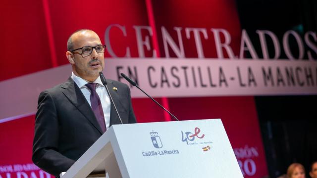 Pablo Bellido en el acto institucional del Día de Castilla-La Mancha. Foto: Cortes CLM.