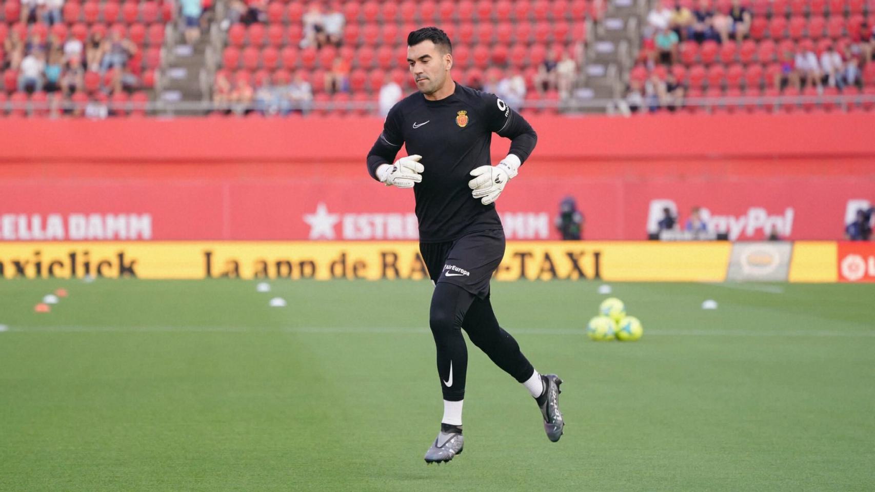 Manolo Reina puede ser el próximo portero del Málaga CF