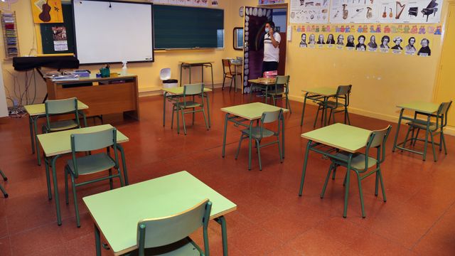 Un aula de un colegio de Palencia en imagen de archivo.