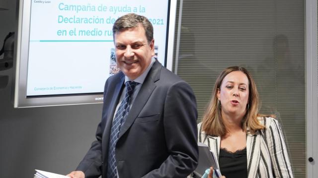 El consejero de Economía y Hacienda, Carlos Fernández Carriedo, presenta las deducciones autonómicas del IRPF en Castilla y León y la campaña de ayuda a la Declaración de la Renta 2021 en el medio rural