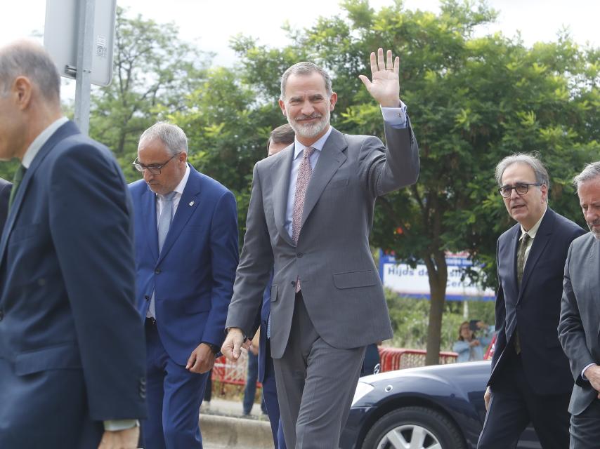 El rey Felipe VI durante su visita al Campus de Ponferrada, este martes.
