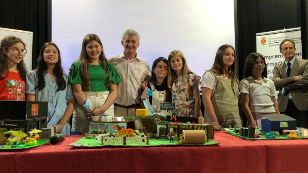 Entrega de premios a los jóvenes emprendedores de Arroyo de la Encomienda