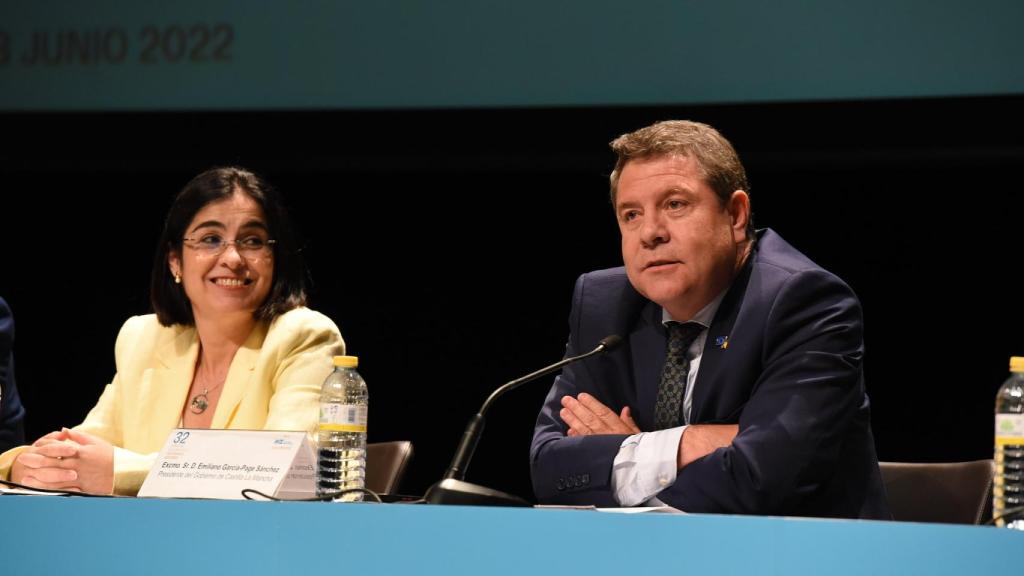 Emiliano García-Page junto a la ministra Carolina Darias. Foto: JCCM.