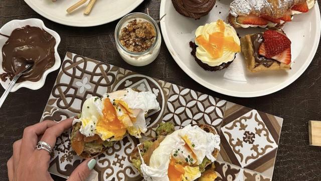 Brunch en el Hotel Plaza (Foto: Claudia Queiruga / La gula gourmet)