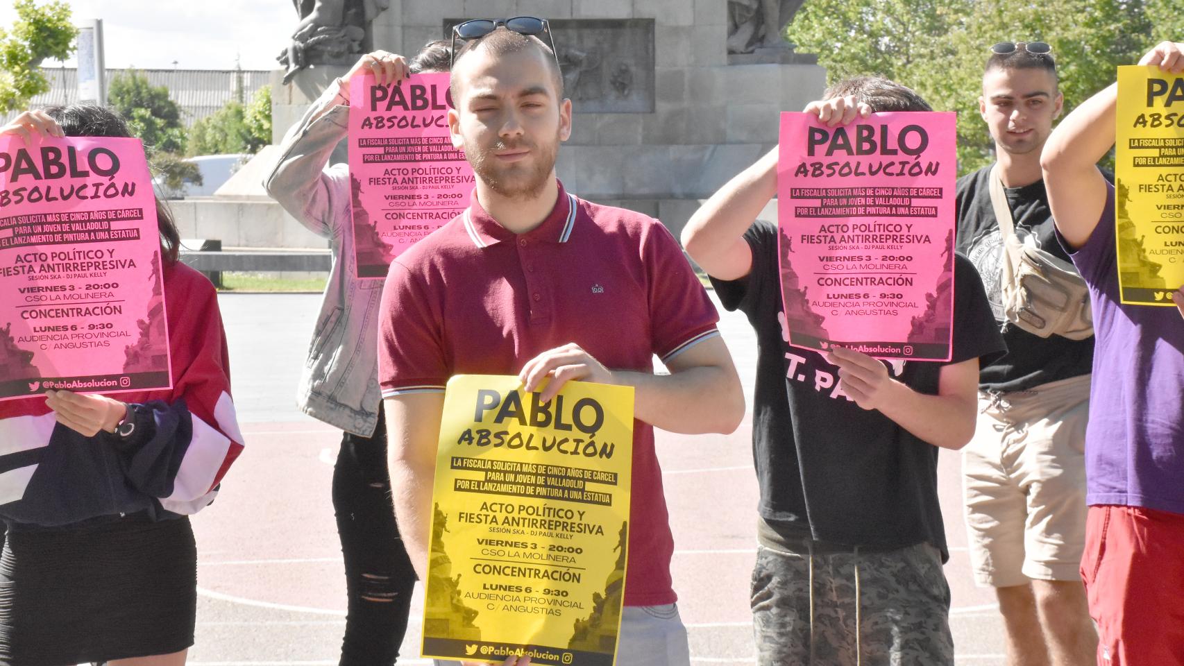Pablo, el acusado de pintar la estatua de Colón el Día de la Hispanidad