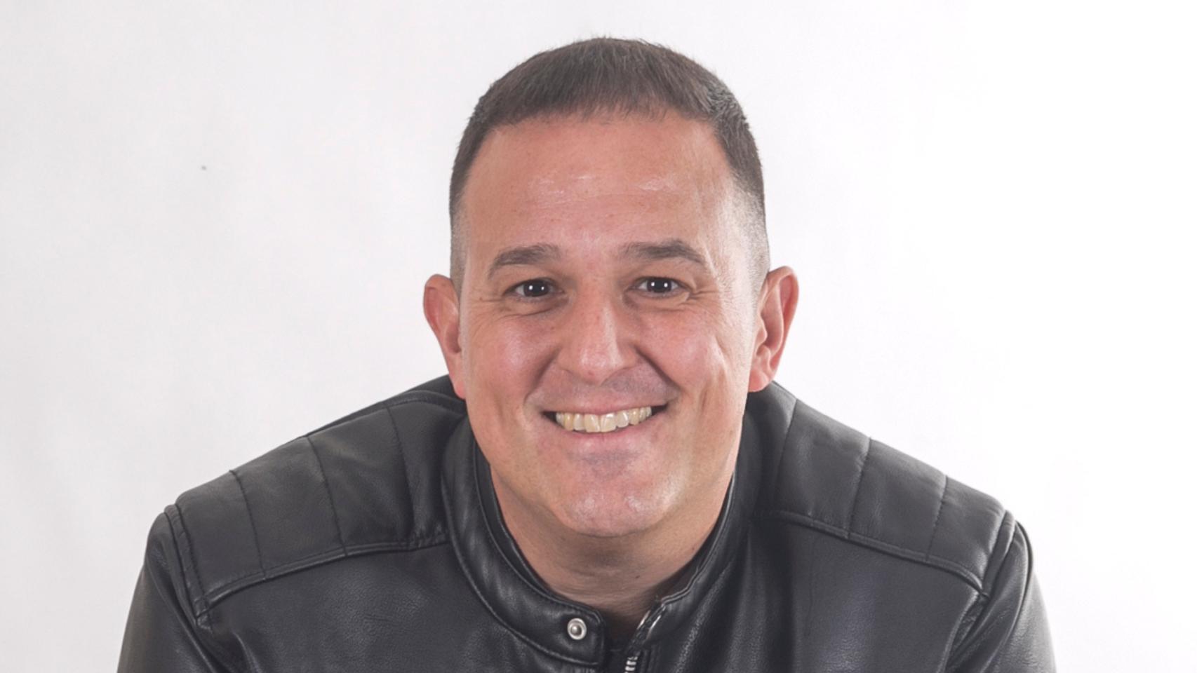 Jovi Lozano-Seser, ganador de la XXVII edición del Premi Enric Valor de la Diputación de Alicante
