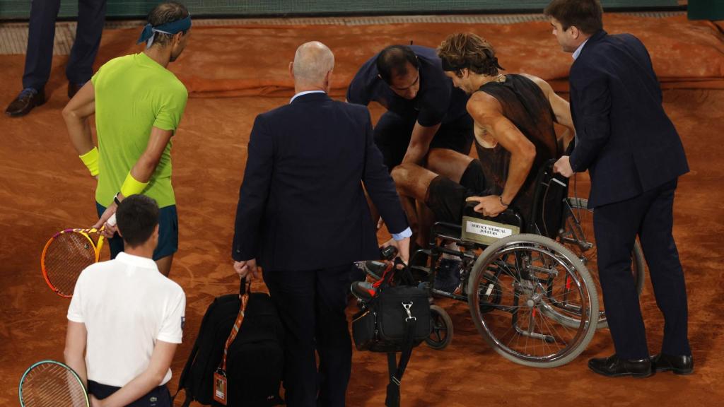 Momento en el que Zverev se retira frente a Rafa Nadal.