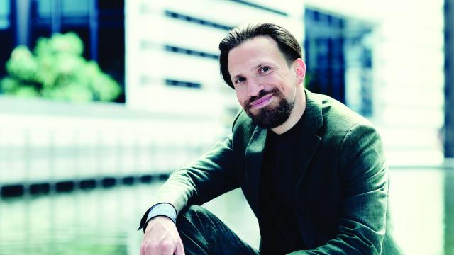 El director Cornelius Meister. Foto: Matthias Baus