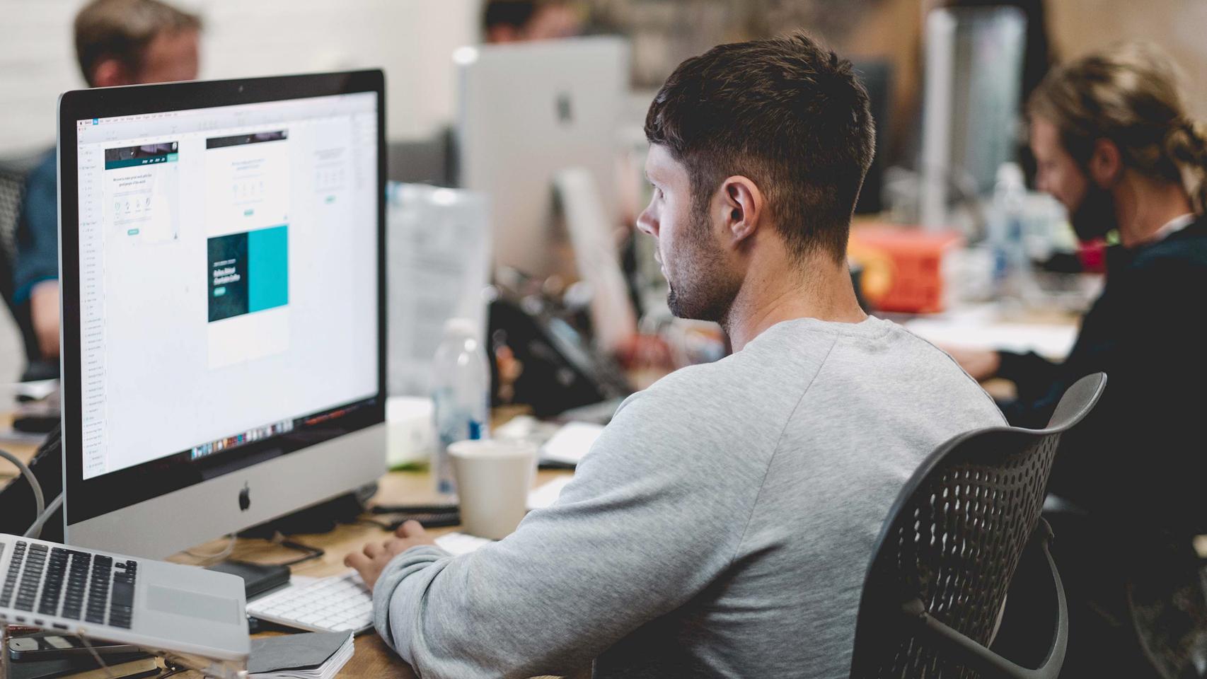 Estudiante de informática. FOTO: Unsplash/ Studio Republic