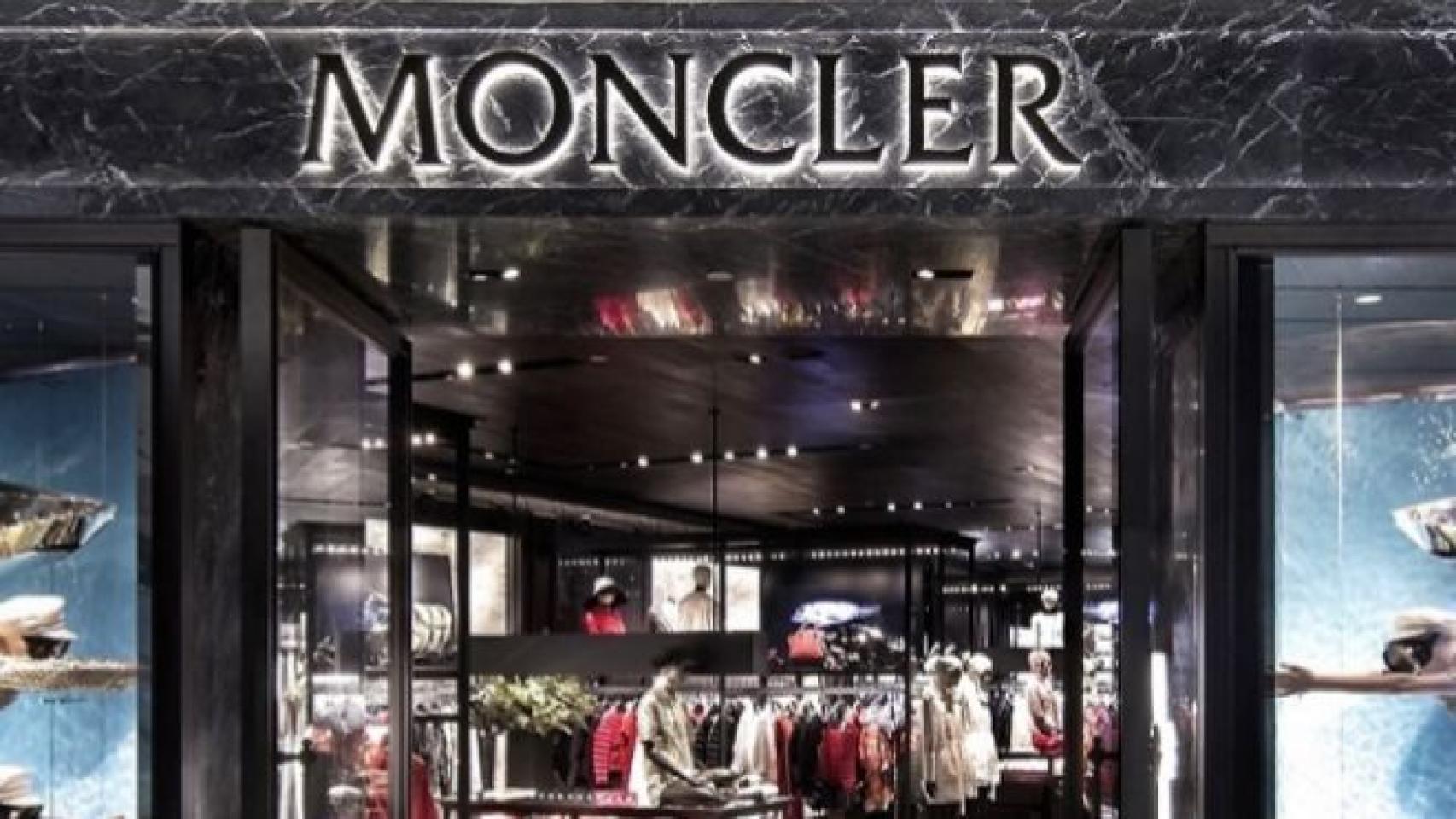 Imagen de archivo de una tienda Moncler.