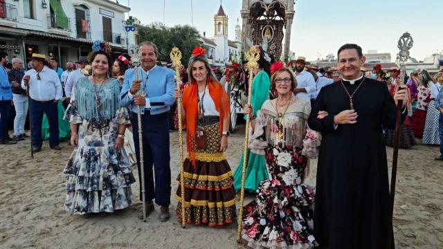 Milagros Tolón, alcaldesa de Toledo, en el Rocío.