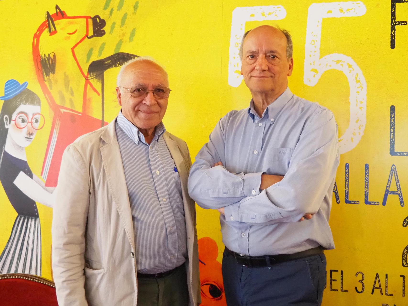 Juan José Tamayo y Gustavo Martín Garzo durante la conferencia que impartieron este domingo en el Círculo de Recreo.