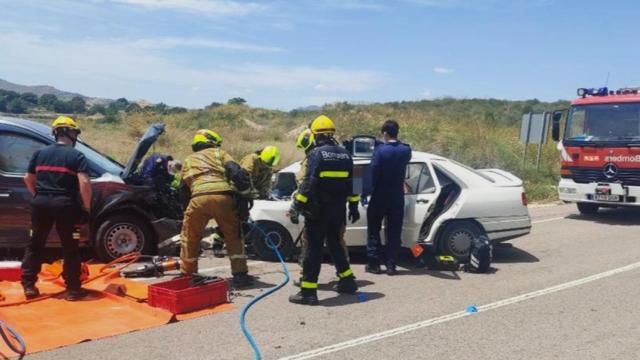 Dos accidentes provocan tres heridos en Orihuela y Salinas. En la imagen, una colisión reciente en Algueña.
