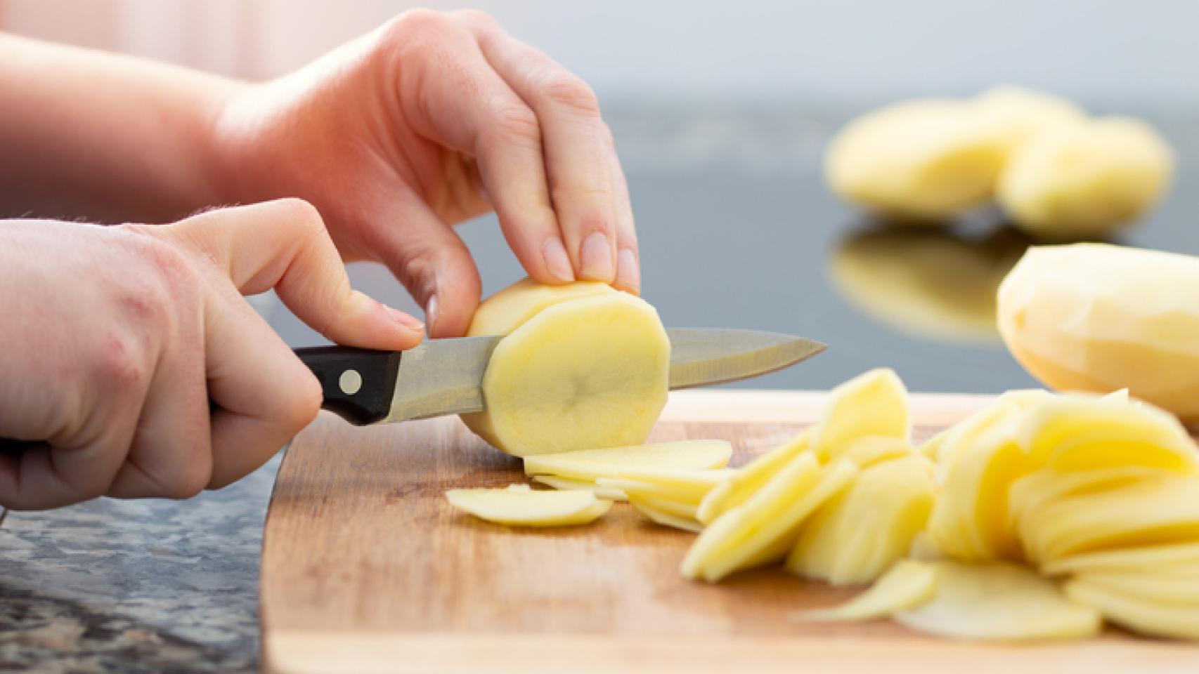 ¿Cuántos huevos hay que echar a la tortilla de patatas para que salga perfecta y jugosa?
