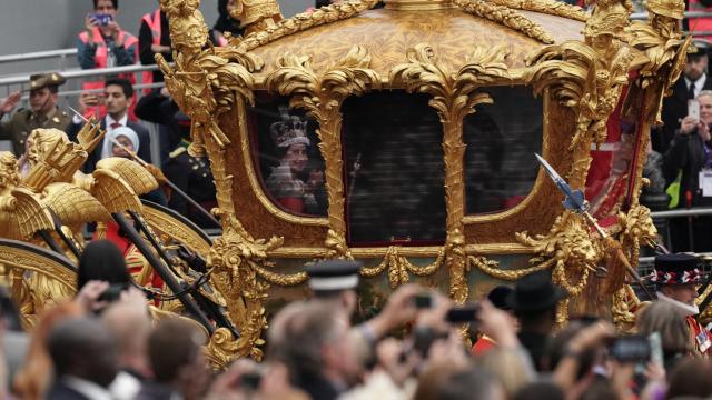 Holograma de la reina de Inglaterra