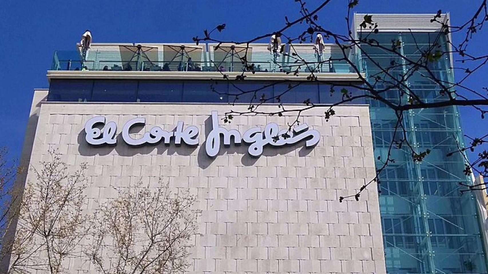 Fachada de El Corte Inglés.