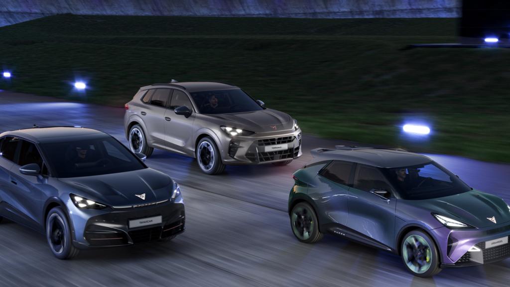 El Cupra Ravcal junto al Cupra Tavascan y Cupra Terramar.