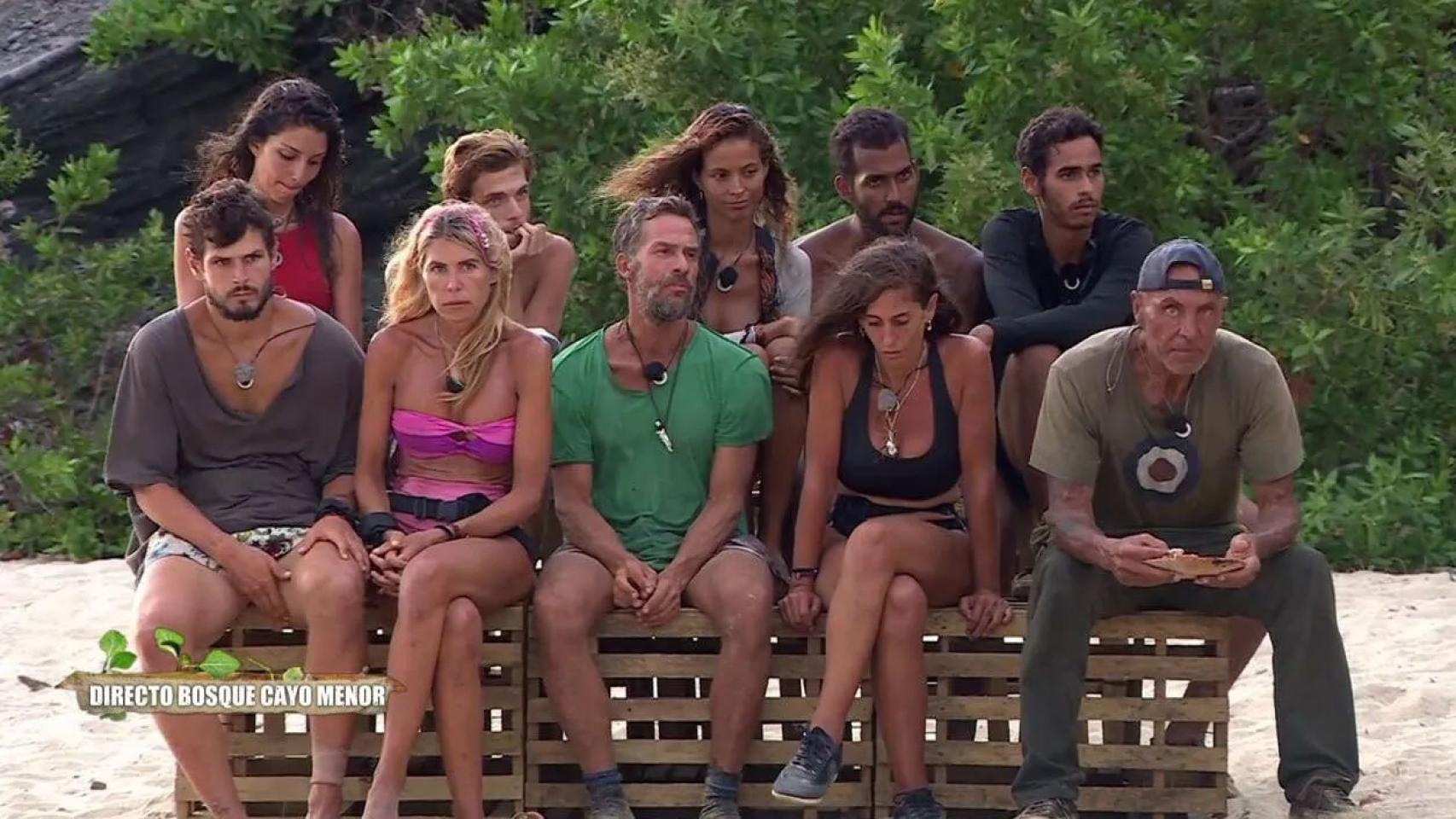 El público de ‘Supervivientes’ sanciona a Matamoros, Nacho y Mariana sin comer coco