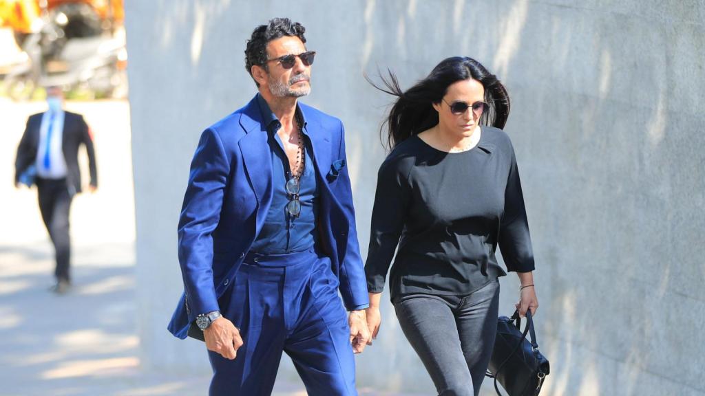 Óscar Higares y su mujer