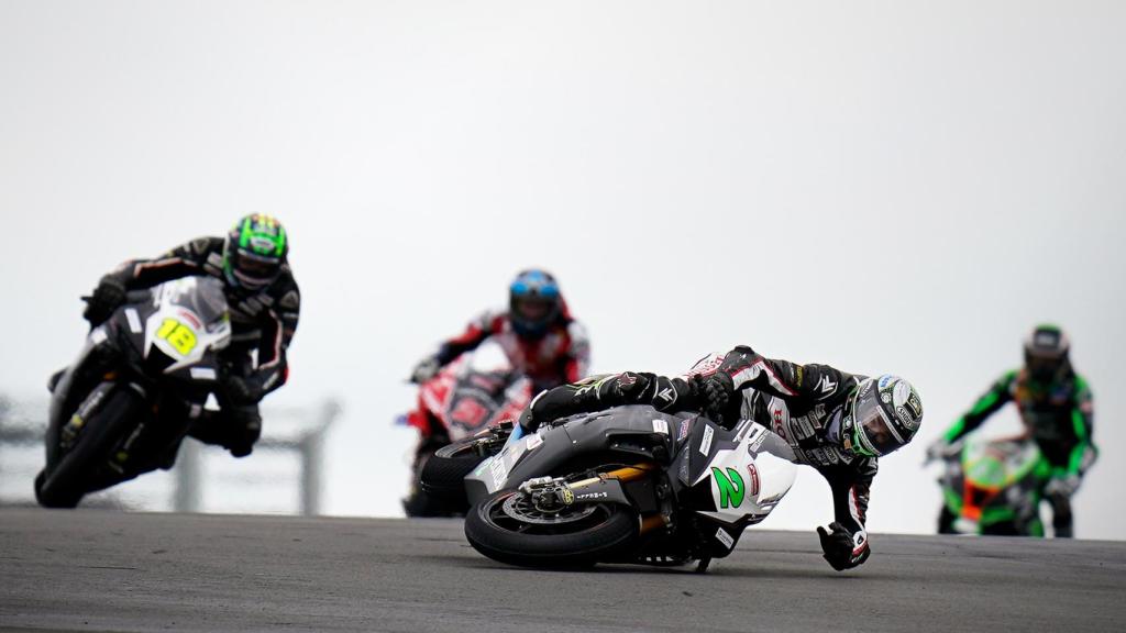 Momento de una de las pruebas en el circuito urbano para motos en la Isla de Man