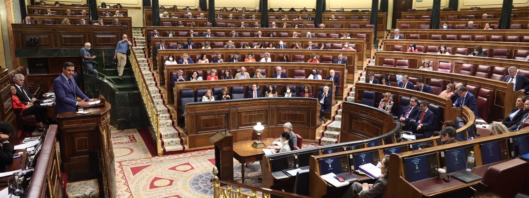 El presidente del Gobierno, Pedro Sánchez, interviene en el Congreso de los Diputados.