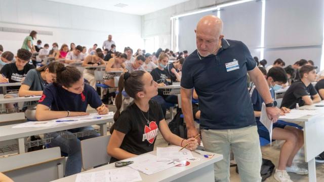 Un aula de Selectividad este año, con los alumnos ya sin mascarilla.