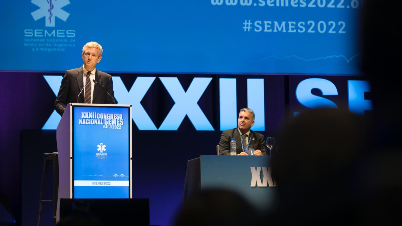 Rueda durante su intervención en el Congreso Semes en Vigo.
